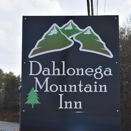 Dahlonega Mountain Inn Екстер'єр фото