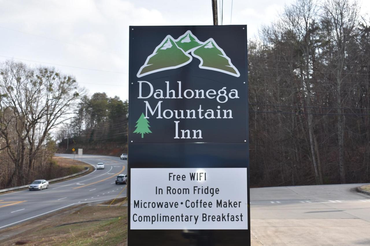 Dahlonega Mountain Inn Екстер'єр фото